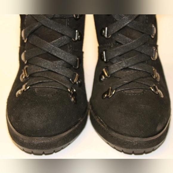 Coach Carol 7.5 Suede Lace Up High Heeled Lugg Soles Moto Ankle Boots - Picture 3 of 11